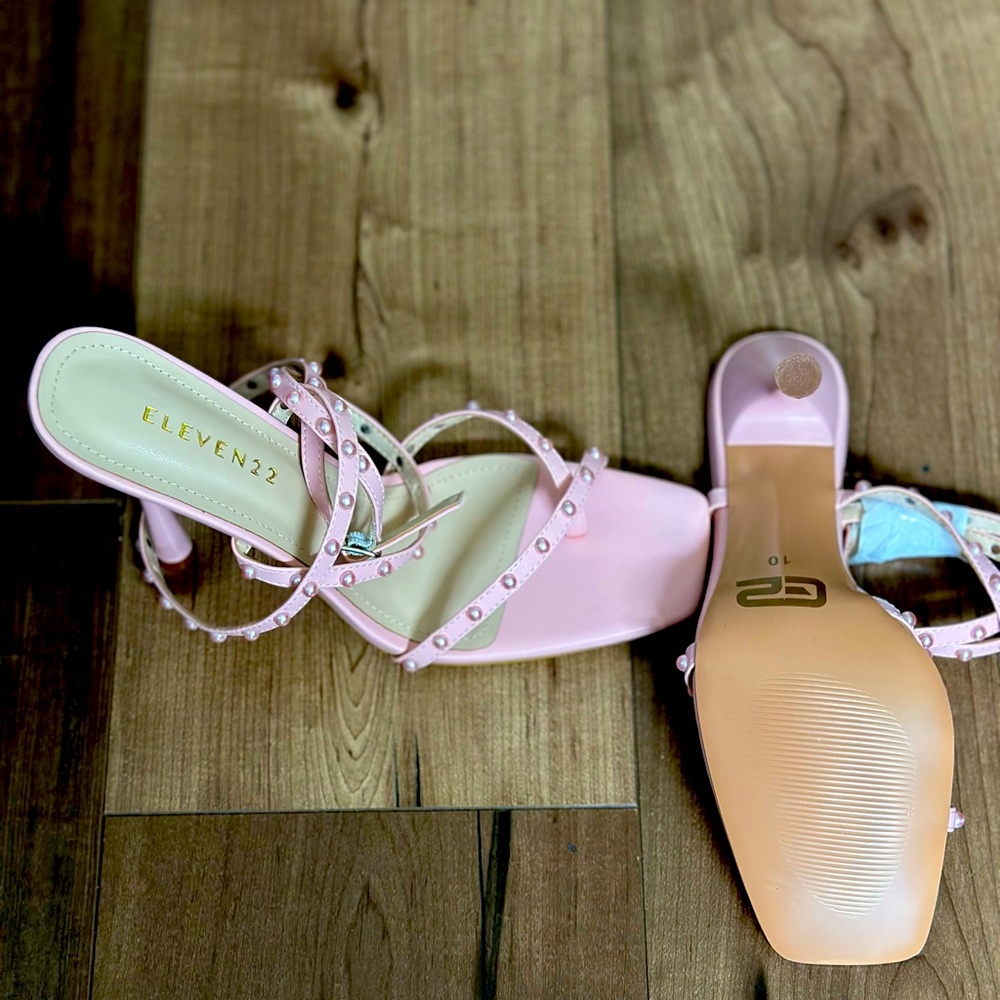 Baby pink strappy classy heel ***Never worn***